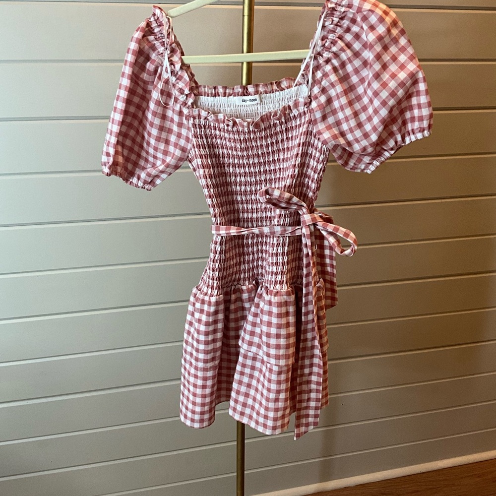 Pink Gingham Puff Sleeve Dress